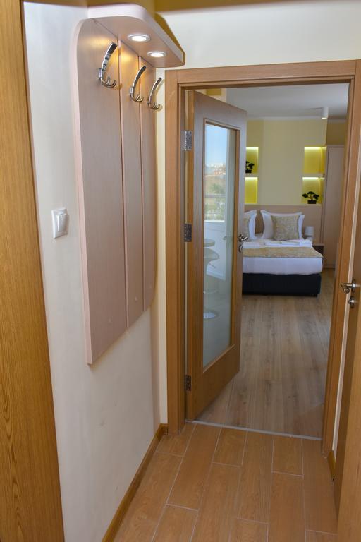 Luxury Apartments Burgasz Kültér fotó