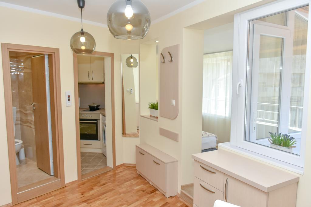 Luxury Apartments Burgasz Kültér fotó
