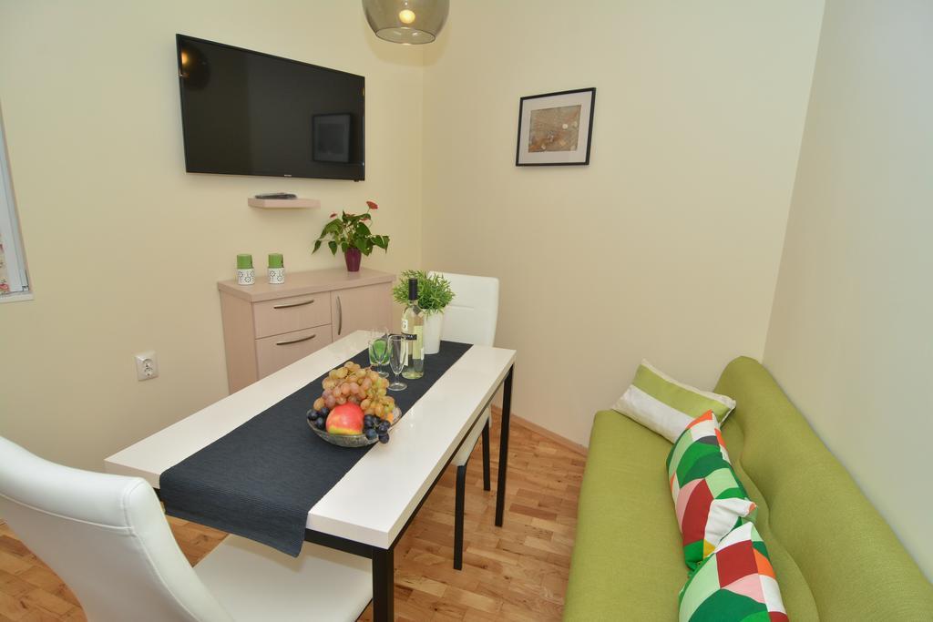 Luxury Apartments Burgasz Kültér fotó